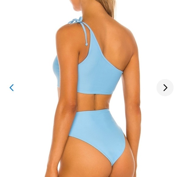 NEW Lovers + Friends Bikini Top Revolve Nimah Blue One Shoulder Tie Size M - Picture 3 of 9